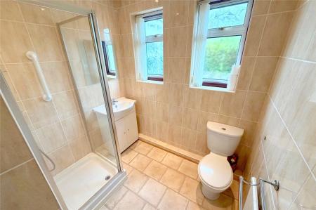 Shower Room/Wc