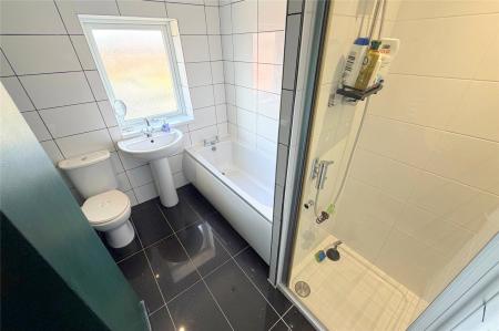 Bathroom/Wc