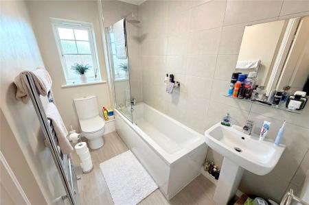 Bathroom/Wc