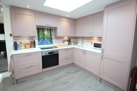 Kitchen (2)