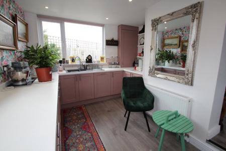 Kitchen (3)
