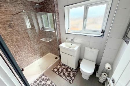 Shower Room/Wc