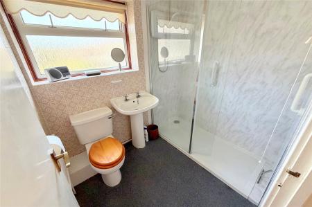 Shower Room/Wc