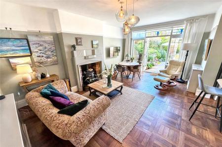 Rear Lounge 2