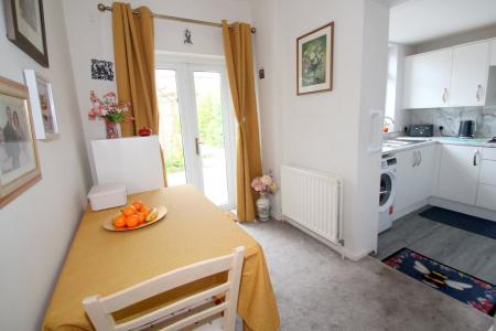 Kitchen (2)