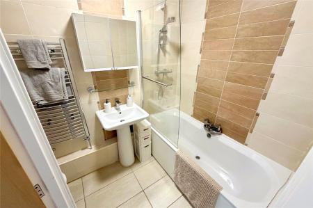 Bathroom/Wc
