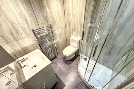 GF Shower Room