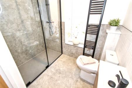 GF Shower Room