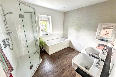 Bathroom/WC