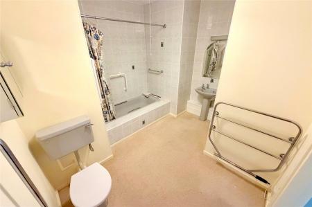 Bathroom/Wc