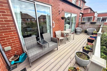 Rear Decked Area