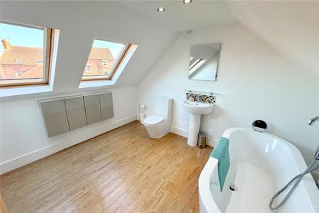 En-Suite Bathroom
