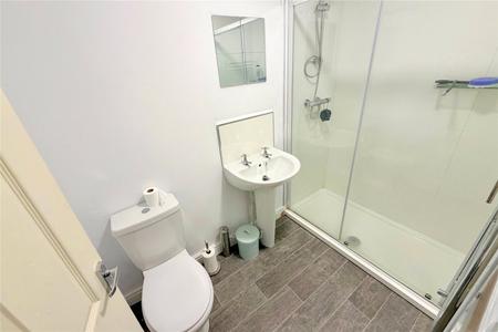 GF Shower Room