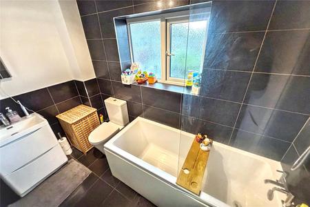 Bathroom/Wc