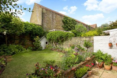 21 Temple Road fpz235474 (21).jpg