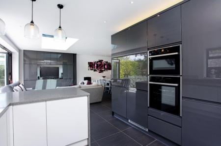 63 Vansittart Road fpz194530 (9).jpg