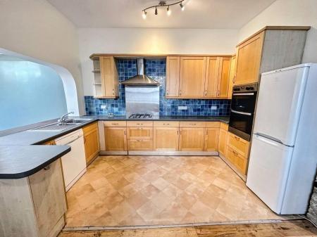 WhatsApp Image 20260114 at 133919 kitchen 2.jpg