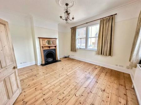 WhatsApp Image 20260114 at 133917 lounge.jpg