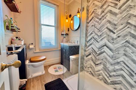 En-Suite Shower Room