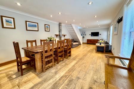 Open Plan Dining Area
