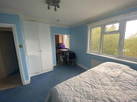 bedroom with study.jpg