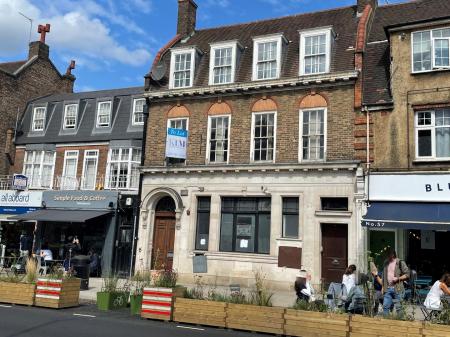 55a The Broadway - front (2).jpg