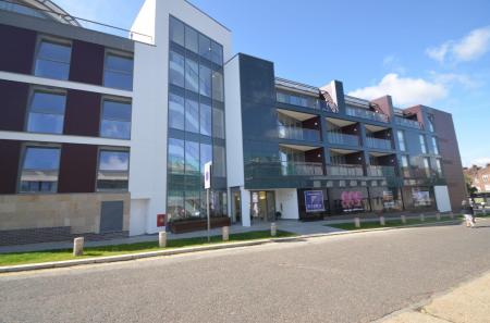 14 Titan Court 029.jpg