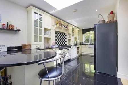 the reddings kitchen island .jpeg