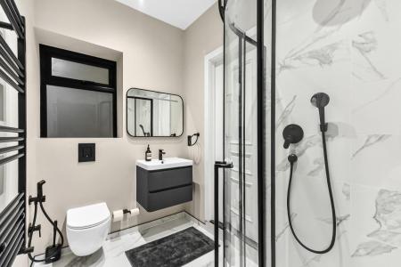 DOWNSTAIRS SHOWER ROOM NEW.jpg