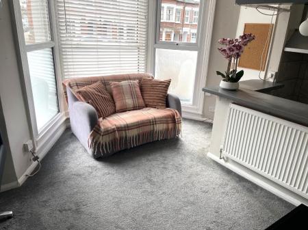 NEW LIVING ROOM.jpg
