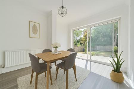 25 Millway Dining .jpeg