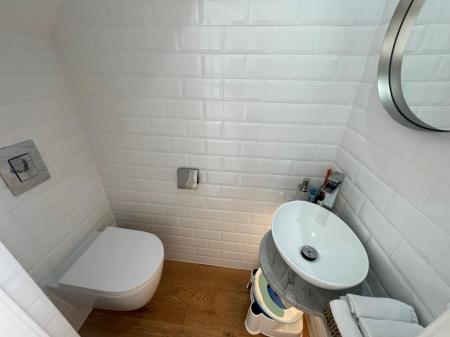 DOWNSTAIRS WC.jpg