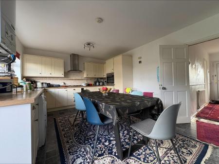 processed-4CD93293-72EB-4393-AF84-6F7A169BAF88.jpe