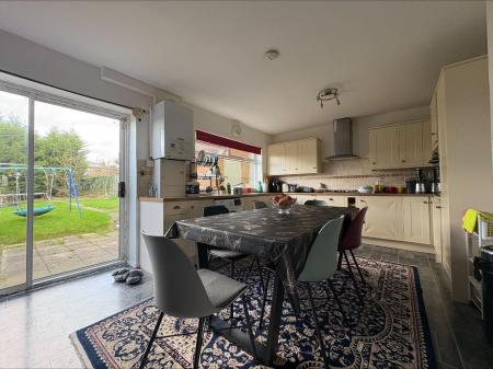 processed-71EB8D8F-D481-4CCF-95FD-3FF7BB8F65B1.jpe