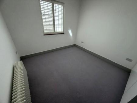 NEW BEDROOM 2.jpg