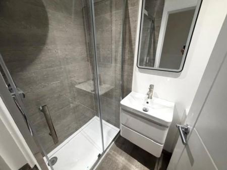 DOWNSTAIRS SHOWER.jpg