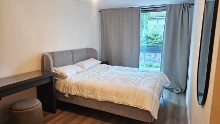 BEDROOM.jpg