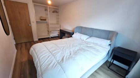 BED ROOM.jpg