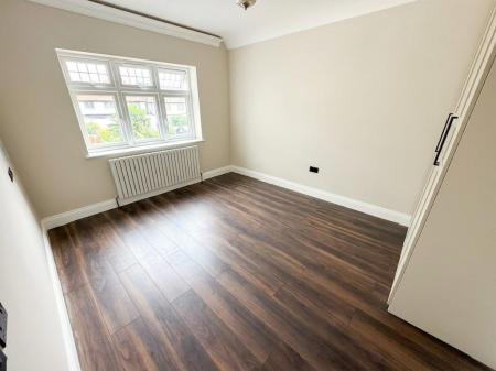 Bedroom4(1).jpg