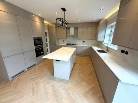 KITCHEN (1).jpg
