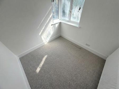 bed4.jpg