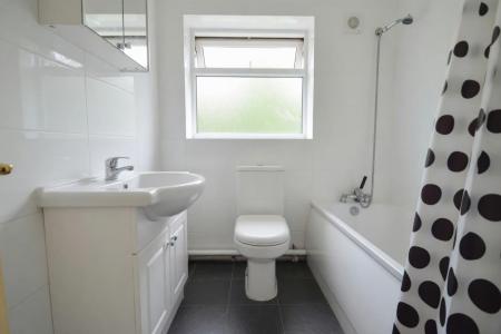 Bathroom new worcester crescent 2026.jpg
