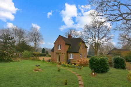 Cripps Corner, East Sussex TN32