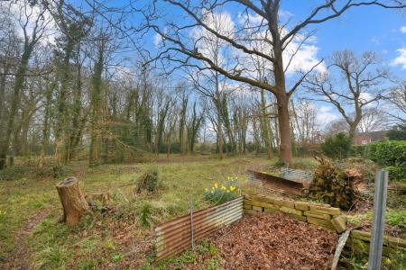 Cripps Corner, East Sussex TN32