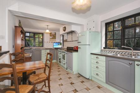 Rural Battle, East Sussex TN33