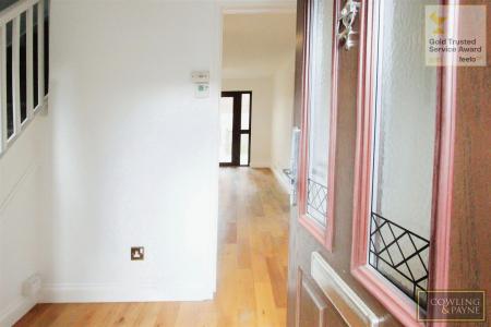 Entrance/Hallway