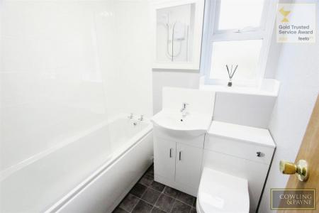 MODERN BATHROOM