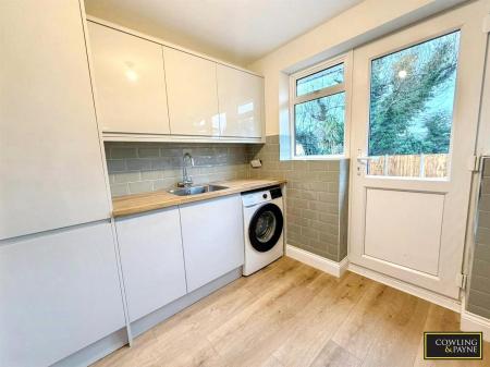 WhatsApp Image 2026-02-09 at 16.33.26 (4).jpg