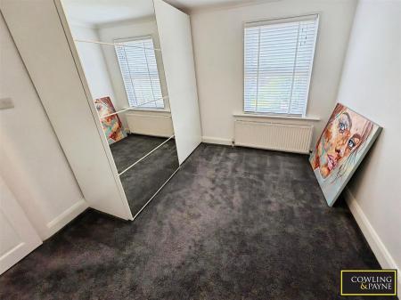 BEDROOM 2