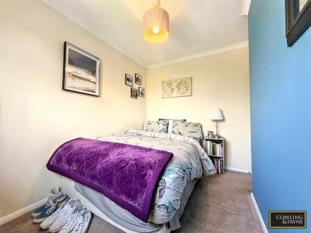 BEDROOM 2